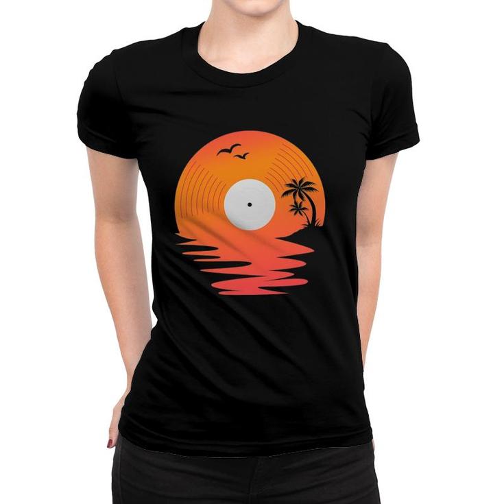 Vinyl Record Retro Disk Sea Beach Turntables Design For Dj Women T-shirt