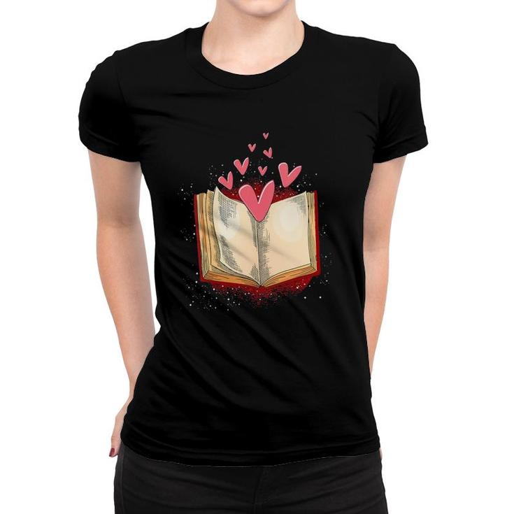 Womens Reader Bookworm Book Nerd Book Lover Gift Heart Reading  Women T-shirt