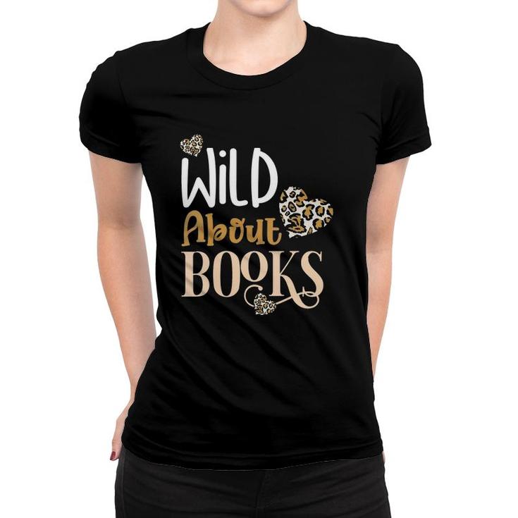 Womens Wild About Books Leopard I Love Reading Book Lover Gift V-Neck Women T-shirt