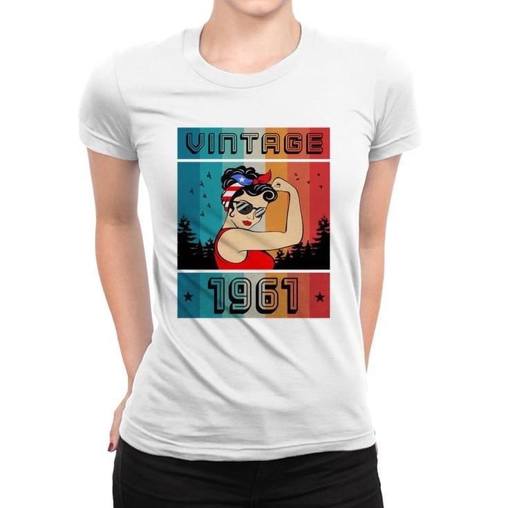 61Th Birthday Gift 61 Years Old For Women Retro Vintage 1961   Women T-shirt