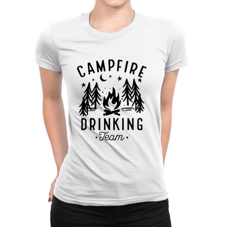 Campfire Drinking Team Happy Camper Funny Camping Gift Women T-shirt