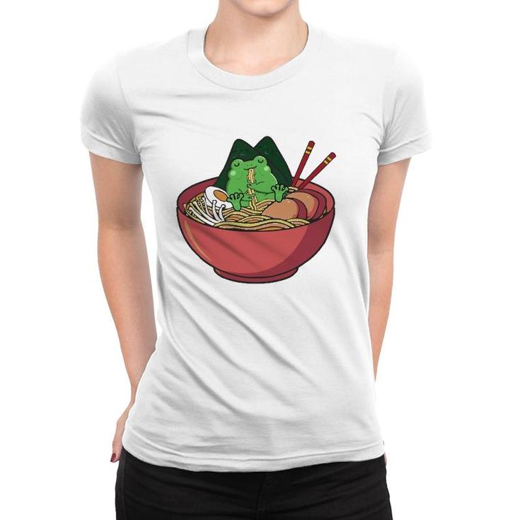 Cute Frog Eating Ramen Japanese Noodles Lover Funny  Women T-shirt