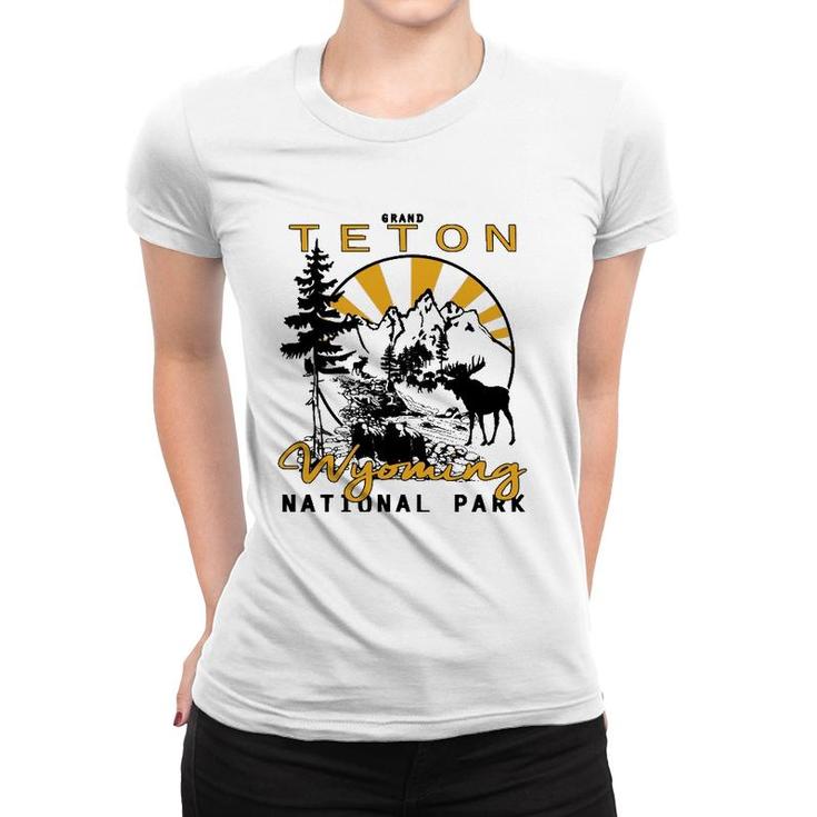 Grand Teton National Park Jackson Hole Wyoming Keepsake Women T-shirt