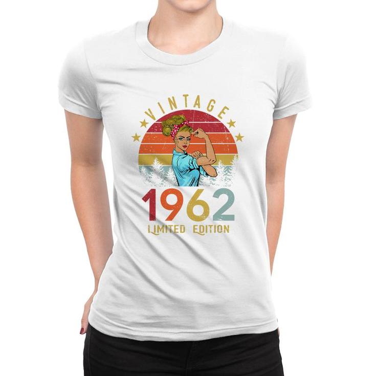 Vintage 1962 Made In 1962 60Th Birthday Women 60 Years Old Women T-shirt