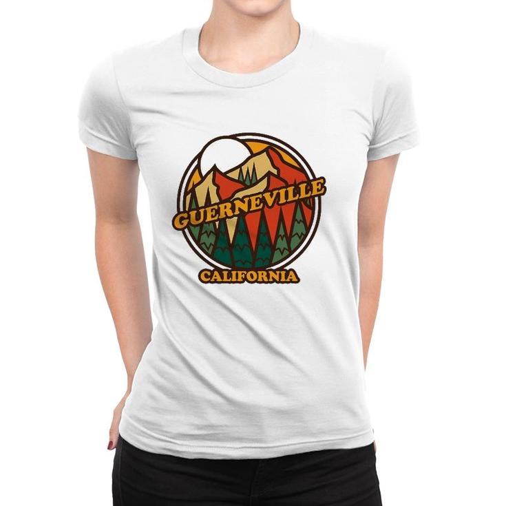 Vintage Guerneville, California Mountain Hiking Souvenir Pri Women T-shirt