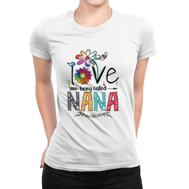 Womens I Love Being Called Nana Daisy Flower Cute Mother's Day V-Neck Women T-shirt