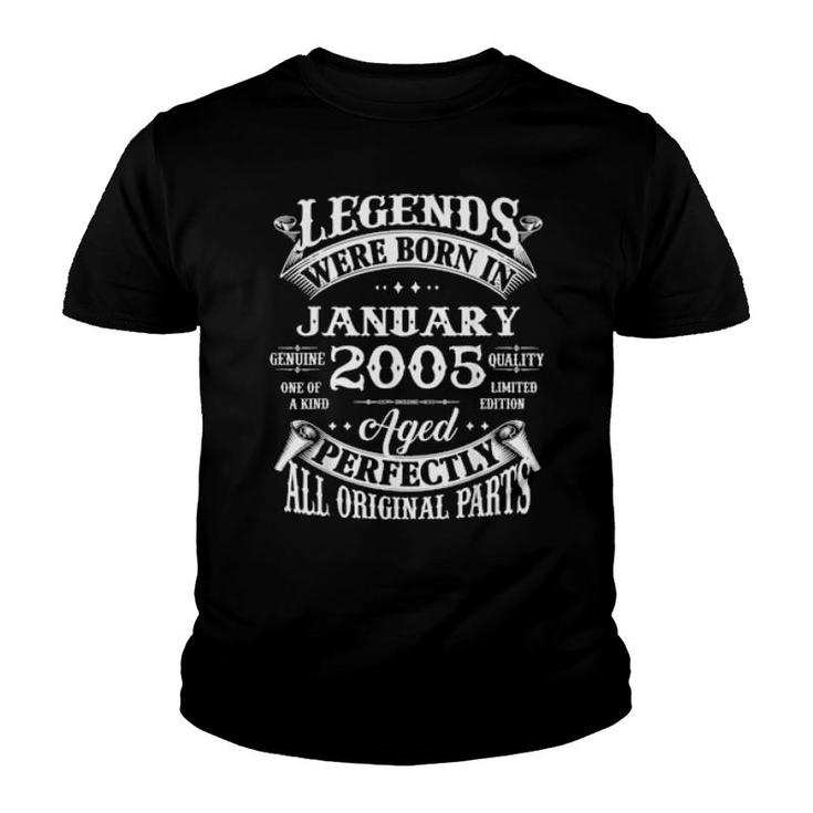 17Th Birthday Legends Born In January 2005 17 Years Old  Youth T-shirt
