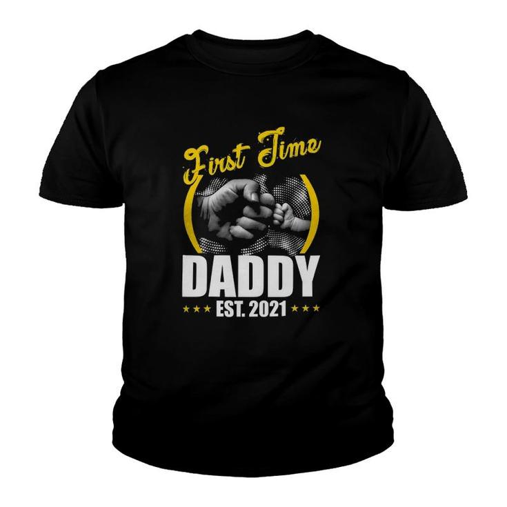 First Time Daddy New Dad Est 2022 Father's Day Gift Youth T-shirt