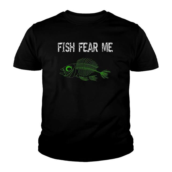 Fish Fear Me Bass Trout Skeleton Fishing Fisherman Youth T-shirt