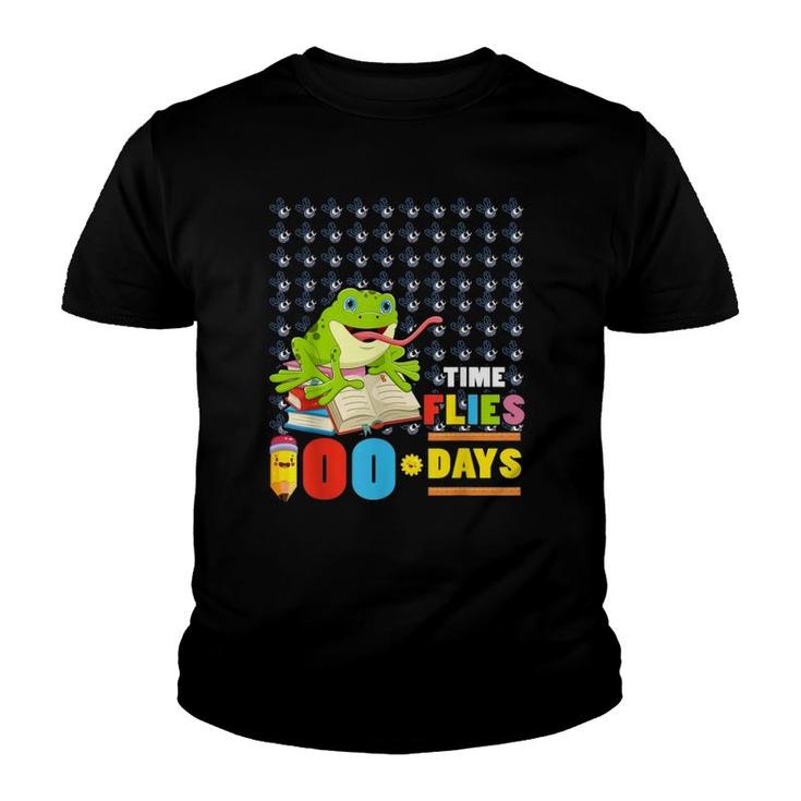 Funny Time Flies 100 Days Frog Lovers 100Th Day Of School Youth T-shirt