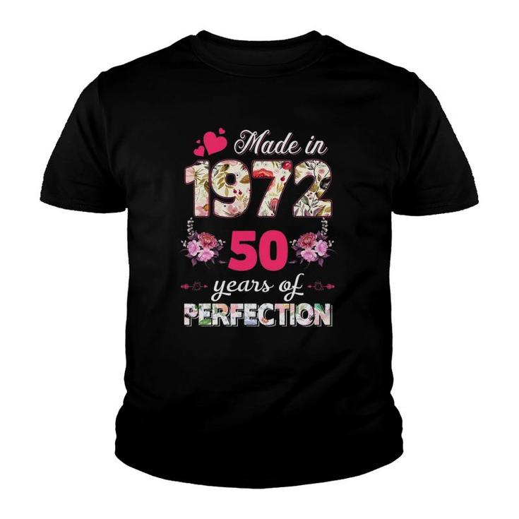 Made In 1972 Floral 50 Years Old 50Th Birthday Gifts Women Youth T-shirt