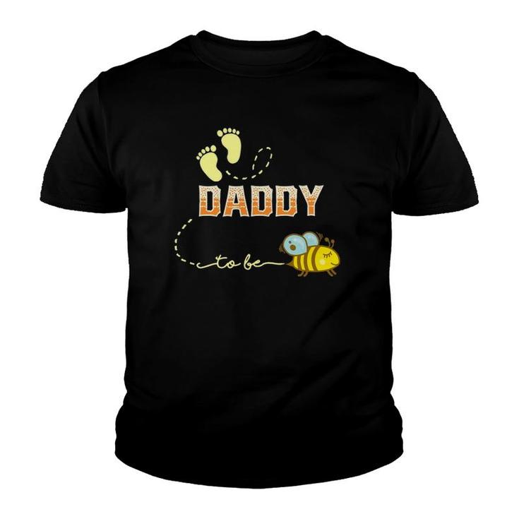 Mens Daddy To Bee Soon To Be Dad Gift For New Daddy Youth T-shirt
