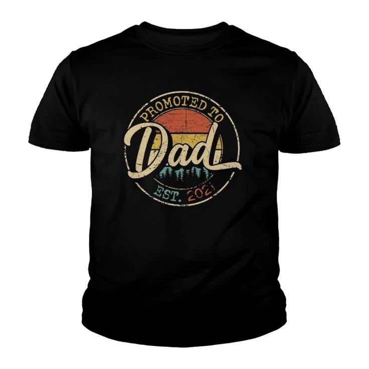 Mens Promoted To Dad Est 2021 Funny First Time New Dad Retro Youth T-shirt