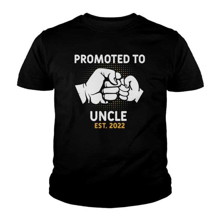 Mens Promoted To Uncle 2022 First Father's Day New Uncle Fist Bump Youth T-shirt