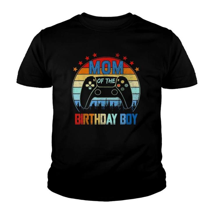 Mom Of The Birthday Boy Vintage Video Gamer Birthday Youth T-shirt