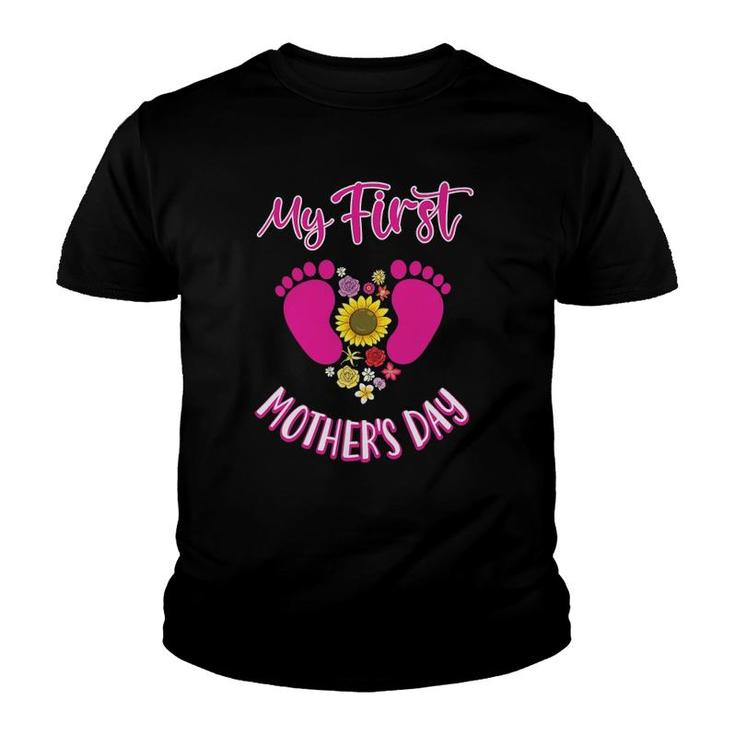 My First Mother's Day Cute Newborn Mom Celebration Youth T-shirt