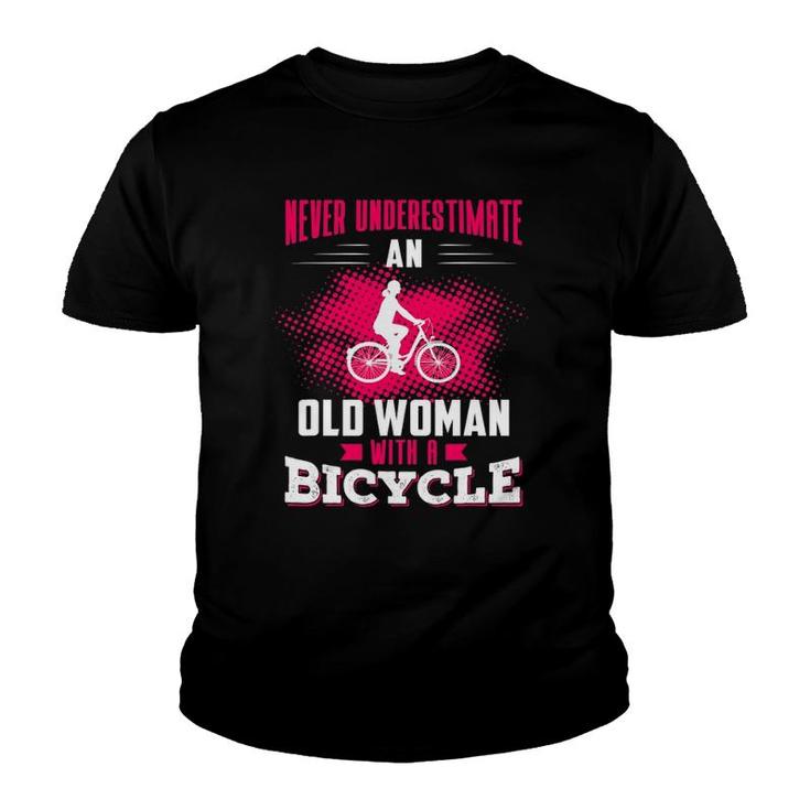 Never Underestimate An Old Woman With A Bicycle Pink Youth T-shirt