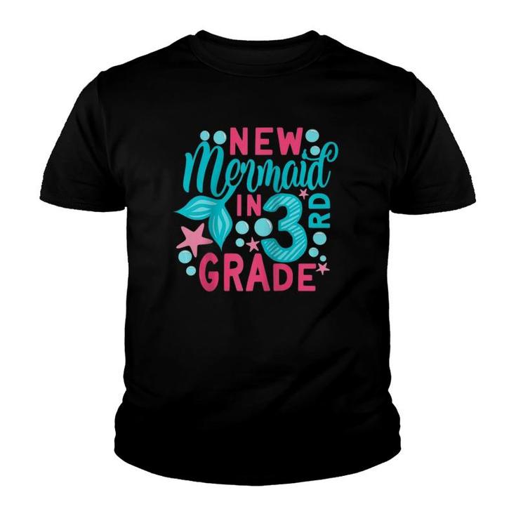 New Mermaid In 3Rd Grade Back To School Gift Third Grader Raglan Baseball Tee Youth T-shirt