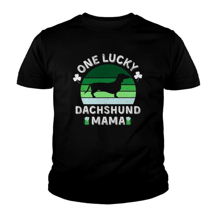 One Lucky Dachshund Mama Funny St Patrick's Day Women Youth T-shirt