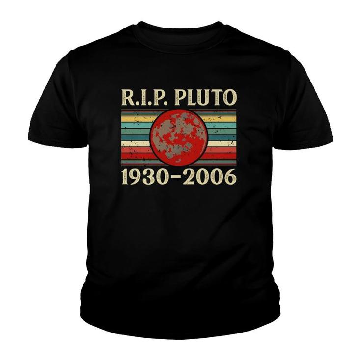 Pluto Gifts Rip Remember Pluto Funny Science Space Youth T-shirt