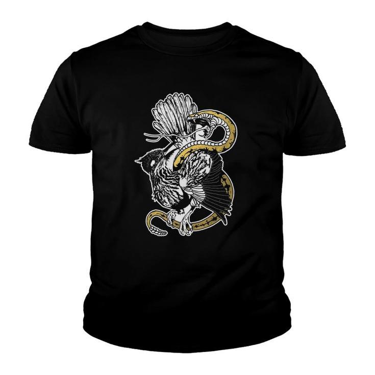 Road Runner Vs Rattlesnake Fight Youth T-shirt