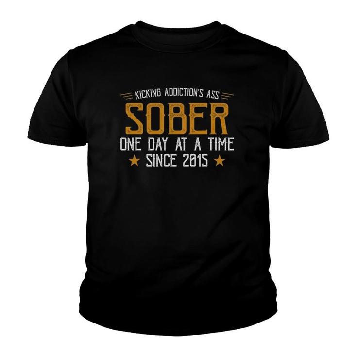Sober Since 2015 6 Year Sobriety Anniversary Gift Youth T-shirt