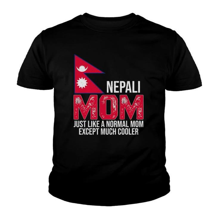 Vintage Nepali Mom Nepal Flag Design Mother's Day Youth T-shirt