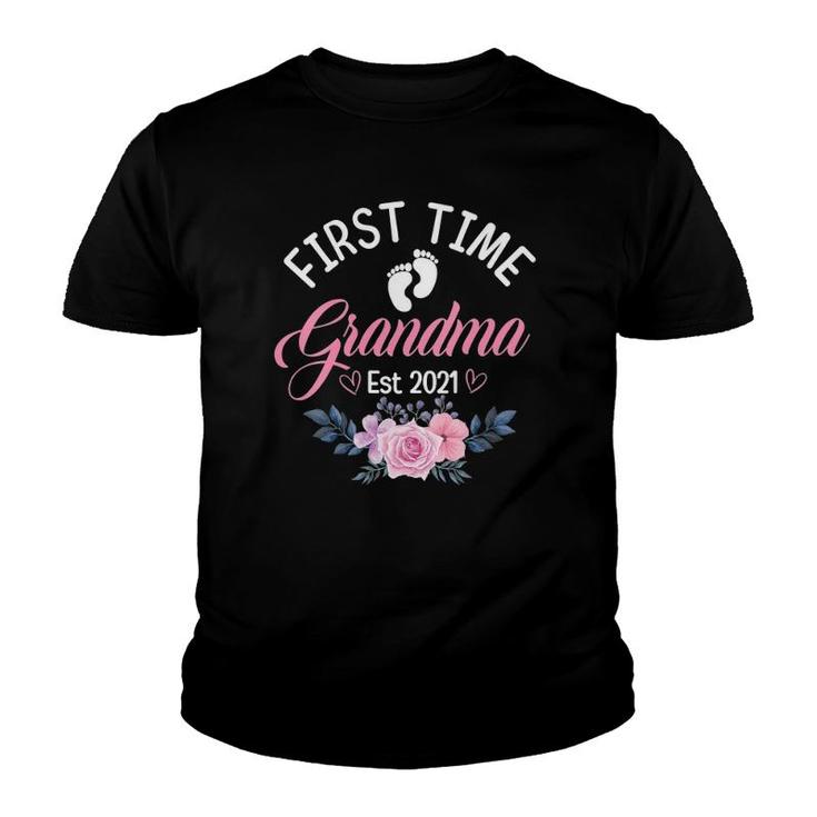 Womens Promoted To Grandma Est 2021 - First Time Grandma Floral V-Neck Youth T-shirt