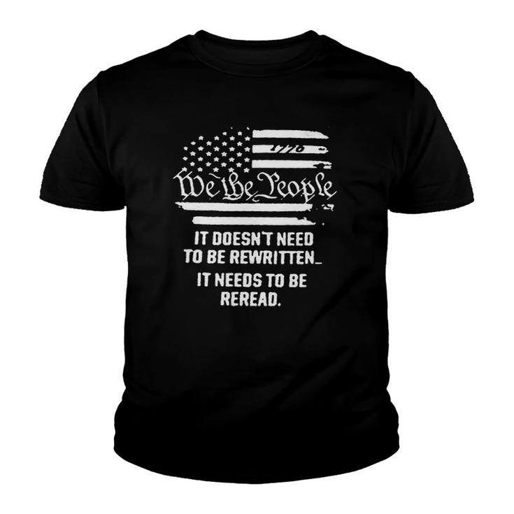 Womens Vintage American Flag It Needs To Be Reread We The People V-Neck Youth T-shirt
