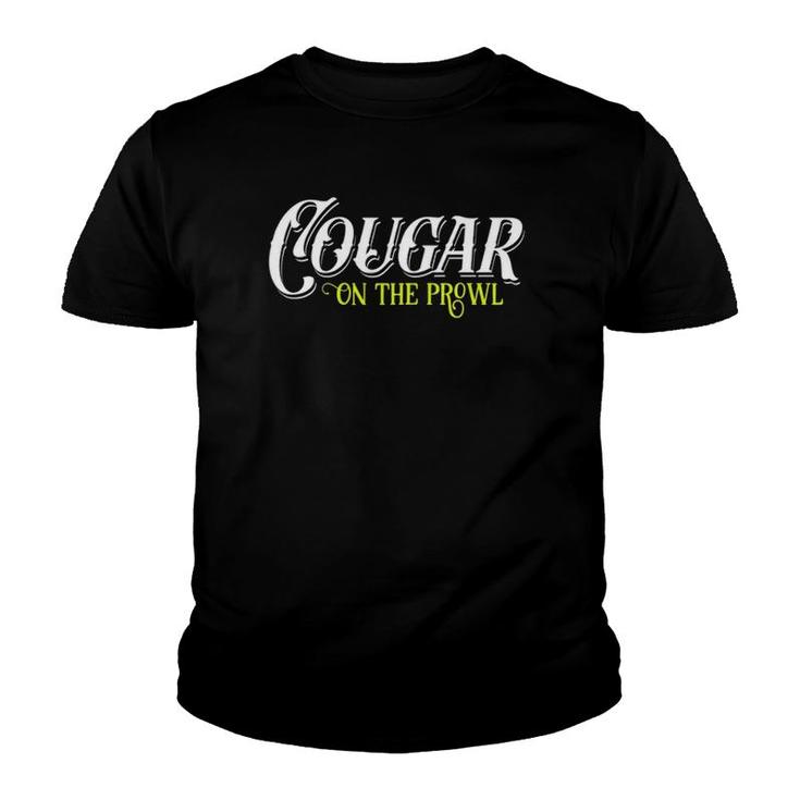 Womens Vintage Sugar Momma Proud Mature Sexy On The Prowl Cougar Youth T-shirt