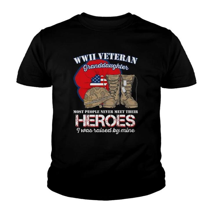Wwii Veteran Granddaughter Most People Never Meet Their Youth T-shirt