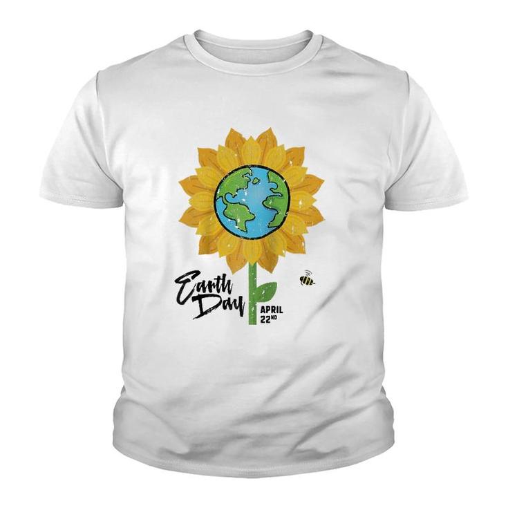Earth Day April 22 Cute Sunflower Bumble Bee Raglan Baseball Tee Youth T-shirt