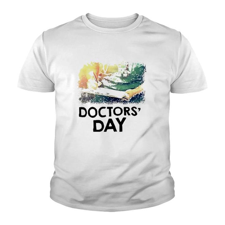 Happy Doctor's Day March 30Th Doctors's Day Youth T-shirt