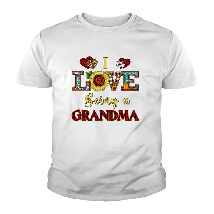 I Love Being A Grandma Gift Grandmother Sunflower Youth T-shirt