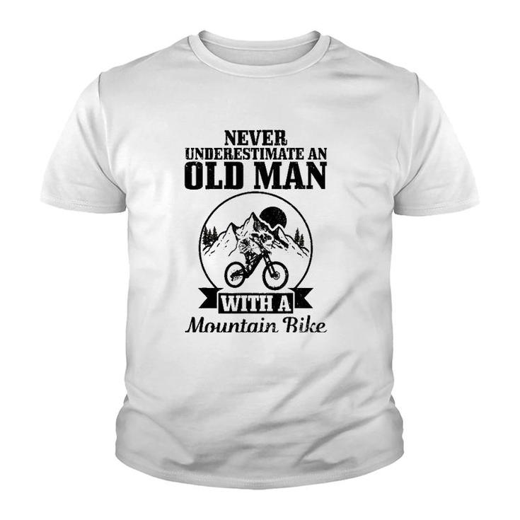 Mens Never Underestimate An Old Man With A Mountain Bike Mtb Gift Youth T-shirt