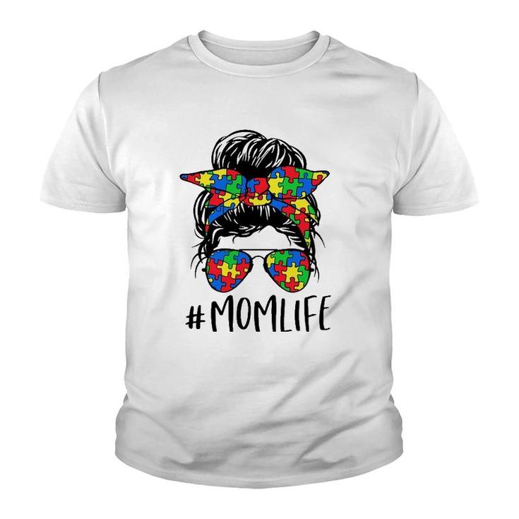 Puzzle Messy Bun Mom Life Autism Awareness Mother's Day Gift Youth T-shirt