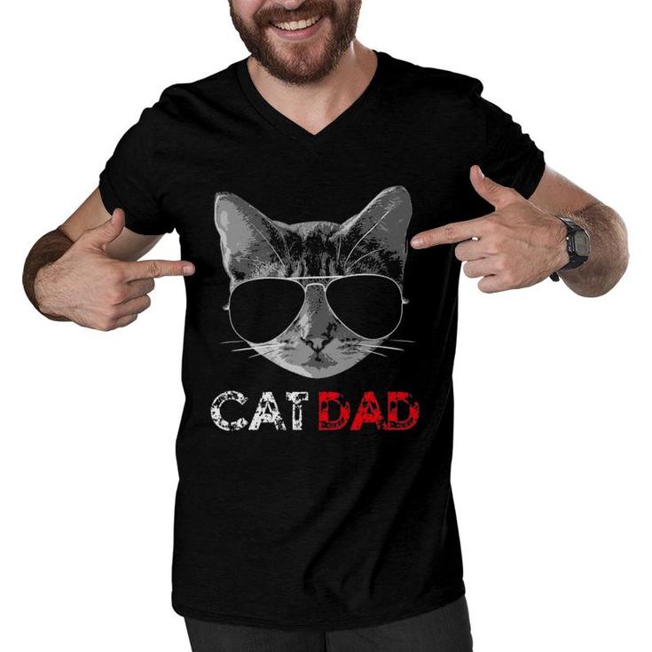 Cat Dad  Father's Day Gift For Cat Lovers Men V-Neck Tshirt