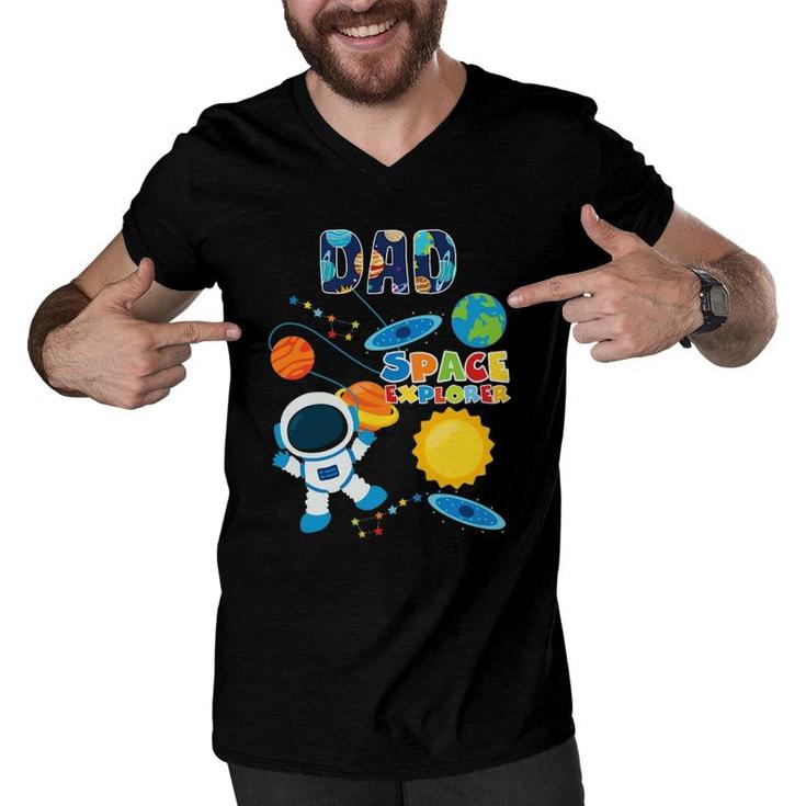 Dad Outer Space Astronaut For Father's Day Gift Men V-Neck Tshirt