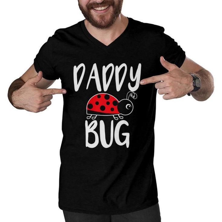 Daddy Bug Funny Ladybug For Daddy Men V-Neck Tshirt