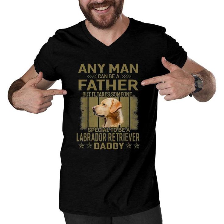 Dogs 365 Labrador Retriever Dog Daddy Dad Gift For Men Men V-Neck Tshirt
