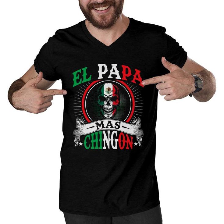El Papa Mas Chingon Funny Mexican Dad Husband Regalo Flag Men V-Neck Tshirt