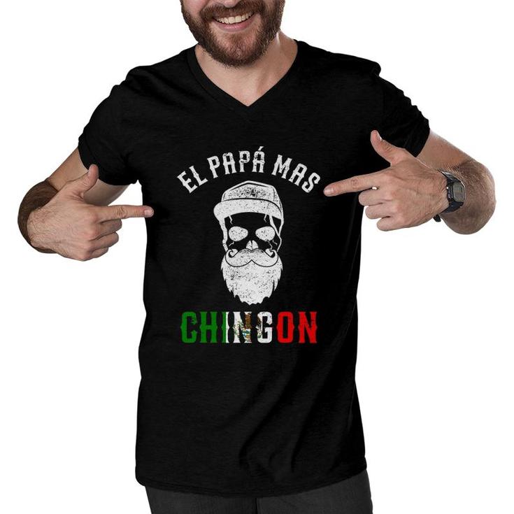 El Papa Mas Chingon Spanish Mexican Dad Cumpleaños Funny Men V-Neck Tshirt