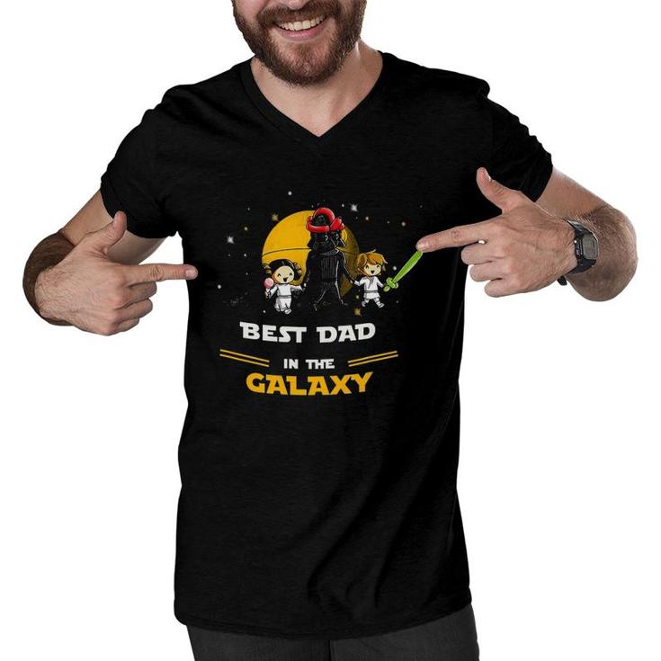 Father Daughter And Son - Best Dad In The Galaxy Men V-Neck Tshirt