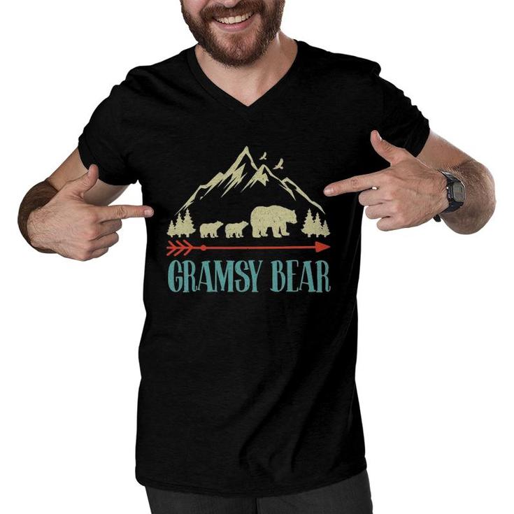 Gramsy Bear-Vintage Father's Day Mother's Day Men V-Neck Tshirt