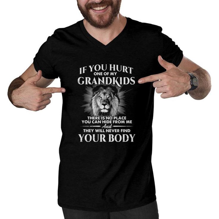 If You Hurt My Grandkids Vintage Lion Face Grandparents Men V-Neck Tshirt