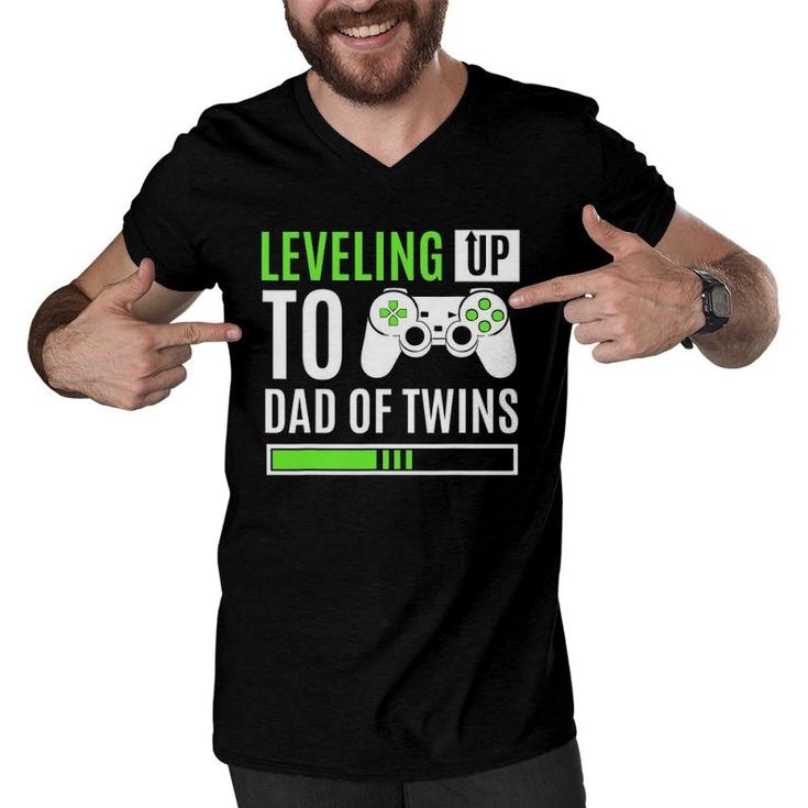 Leveling Up To Dad Of Twins Gaming Gender Reveal Celebration Men V-Neck Tshirt