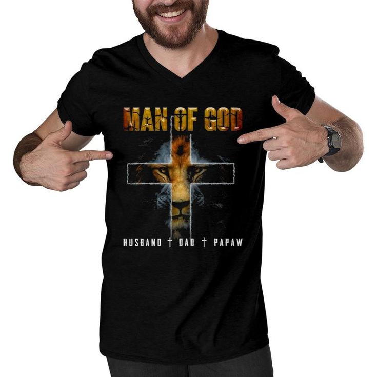 Man Of God Husband Dad Papaw Christian Men V-Neck Tshirt