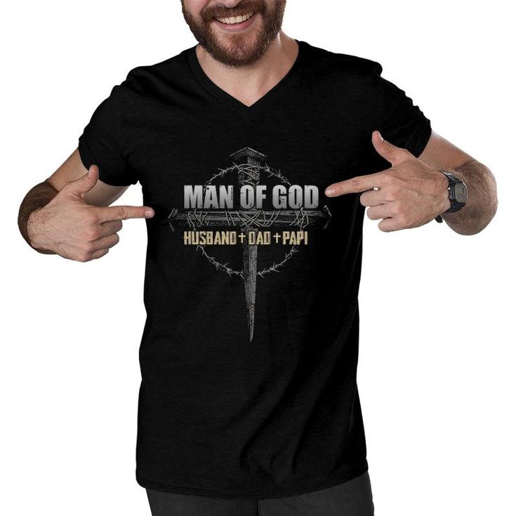 Man Of God Husband Dad Papi Vintage Fathers Day Gift Men V-Neck Tshirt