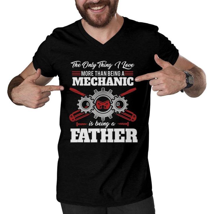 Mechanic Father Machines Car Vehicles Tools Mechanical Gift Men V-Neck Tshirt