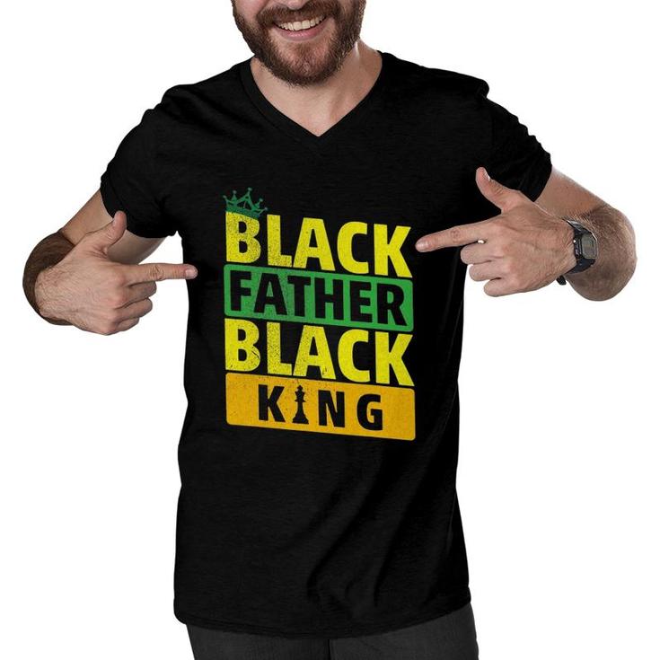 Mens Black Father Husband Dope Black Dad Black King Men V-Neck Tshirt